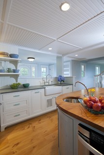 Kitchen Design Secret: Why You May Want a Separate Cleanup Sink (11 photos)