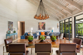 Houzz Tour: Rustic Charm and Tropical Vibes for a Beachy Getaway (10 photos)