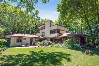 What It’s Like to Live in a Frank Lloyd Wright House (18 photos)