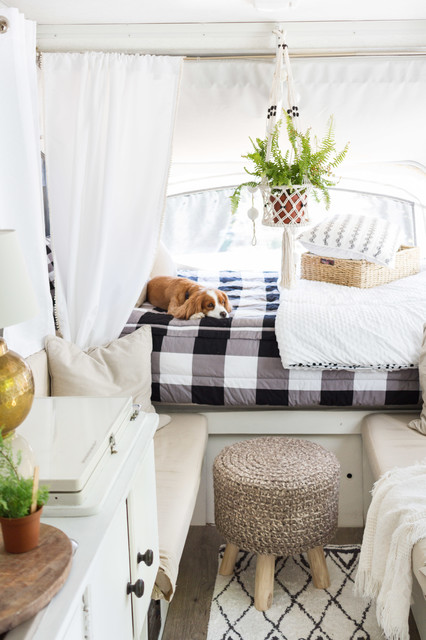 A Used Pop-Up Camper, a Tight Budget and Chic Scandinavian Style (8 photos)