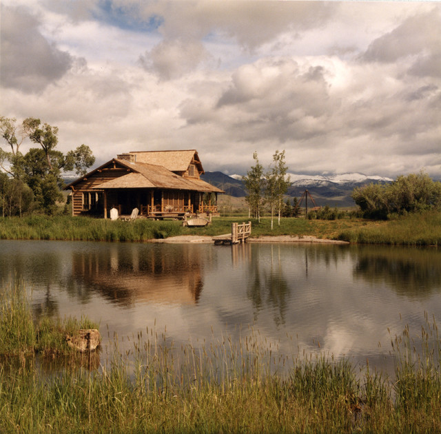 A Rustic Luxe Family Retreat in Montana (26 photos)