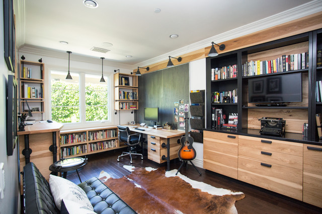 A Hollywood Writer Gets a Makeover of His Creative Lair (7 photos)