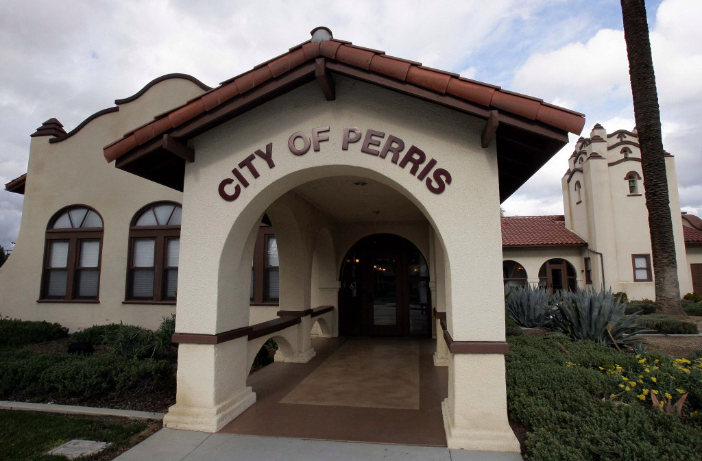 Perris to help city employees obtain bachelor’s degrees through online classes