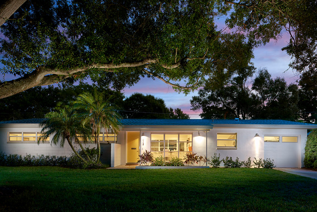 Houzz Tour: Renewed Florida Ranch Pays Homage to Midcentury Roots (9 photos)
