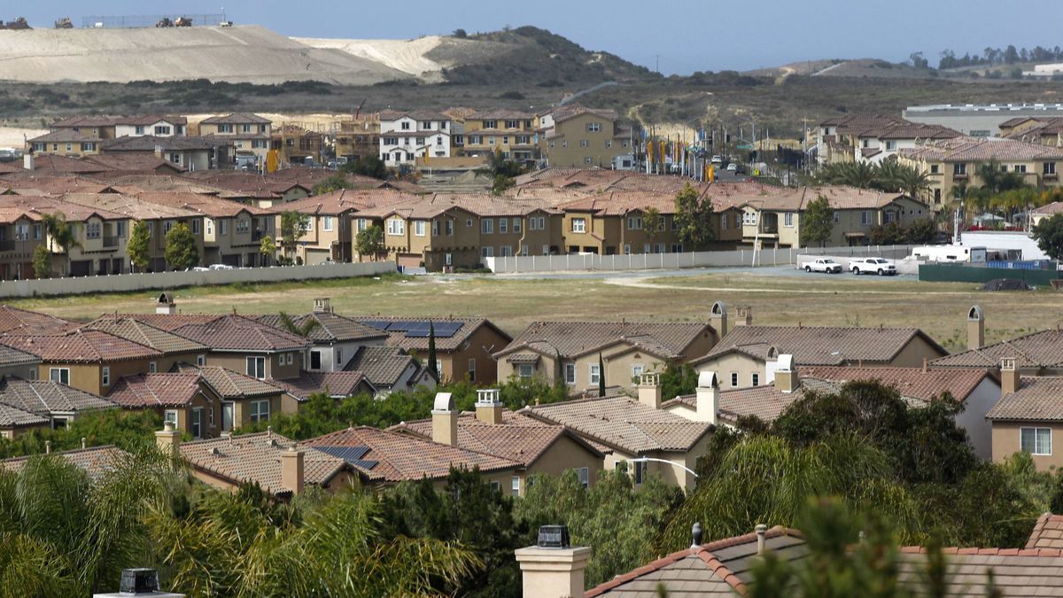 San Diego home price hits new record high: $550K