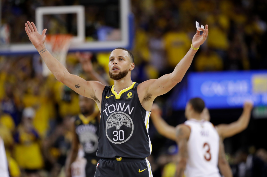 Steph Curry leads Golden State Warriors to victory in Game 2 of NBA Finals