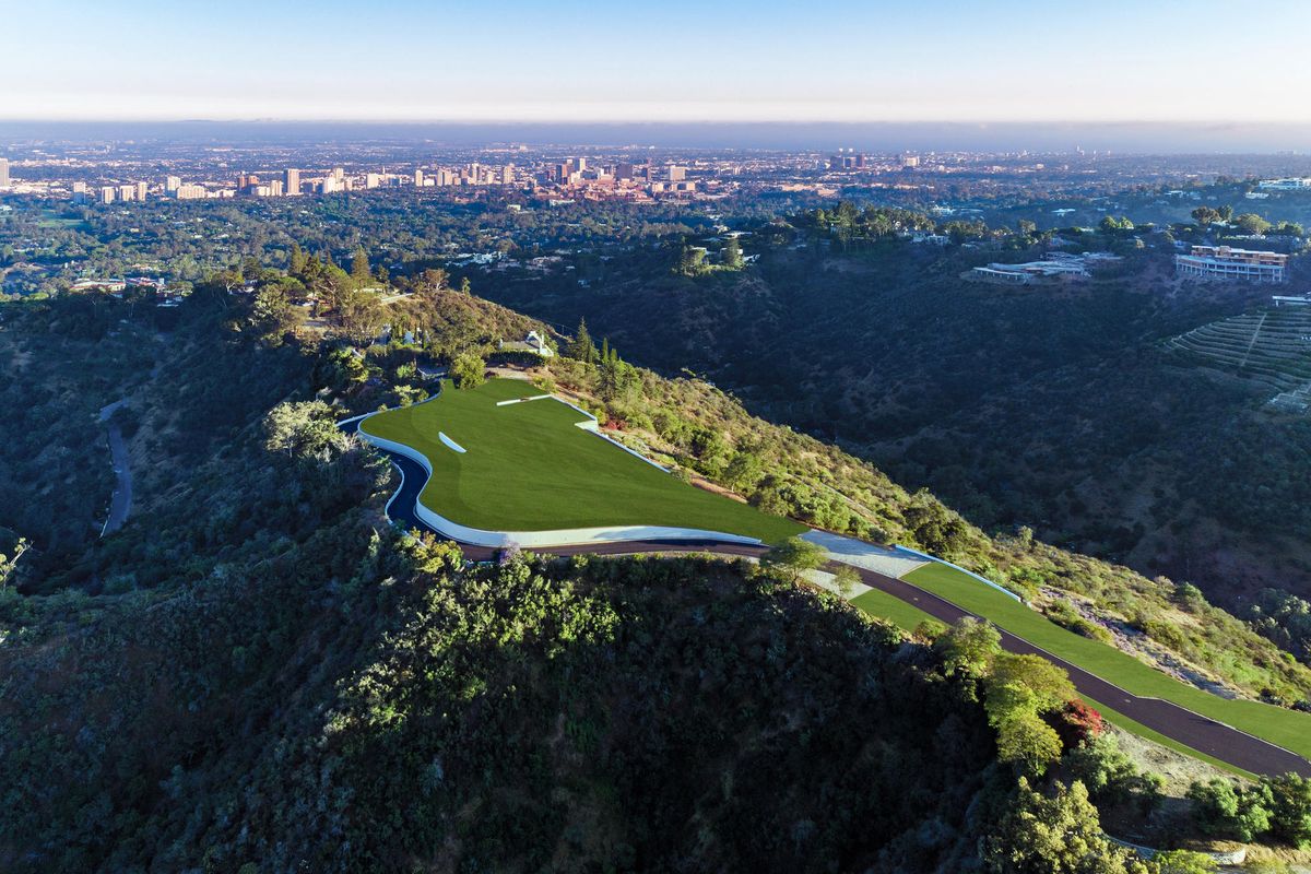Paul Allen puts a $150-million price on storied acreage in Beverly Crest
