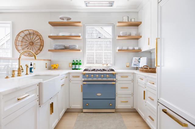 11 Ways a Colorful Appliance Can Perk Up Your Kitchen (13 photos)
